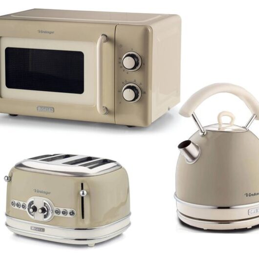 ARIETE Vintage ARPK67 Microwave, Traditional Kettle & 4-Slice Toaster Bundle - Cream